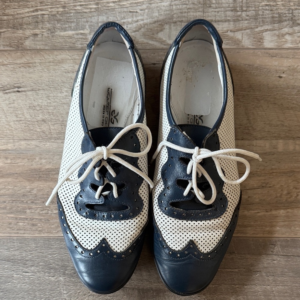 Walter Genuin Blue and White Oxford Shoes size 36.5 (6 US)